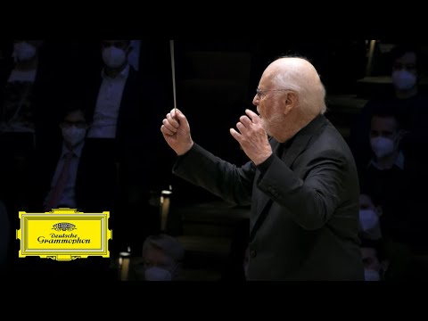 John Williams, Berliner Philharmoniker – Throne Room & End Title (Official Music Video)